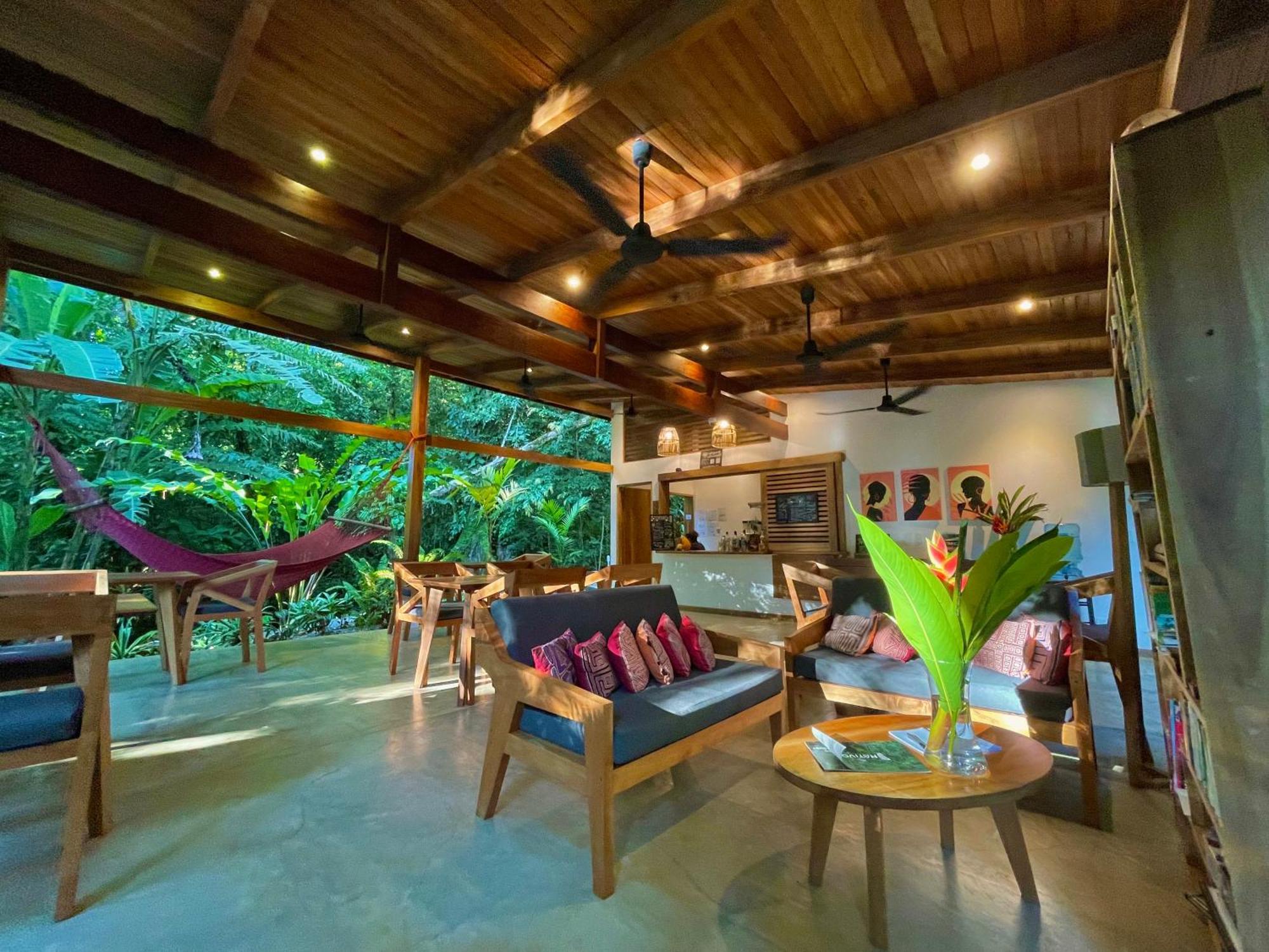 Satta Lodge (Adults Only) Puerto Viejo de Talamanca ภายนอก รูปภาพ